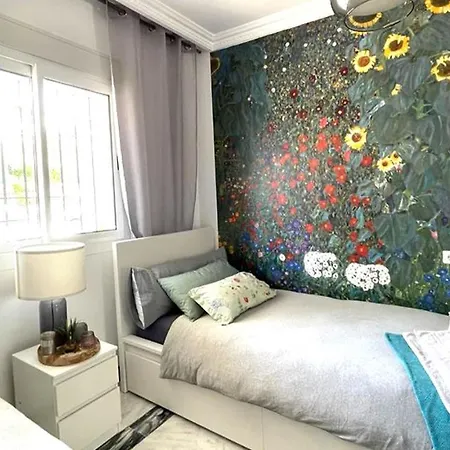 Apartment Luxury Near Puerto Banus